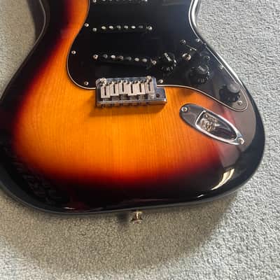 Fender stratocaster body fully loaded sunburst strat - Made in Mexico image 2