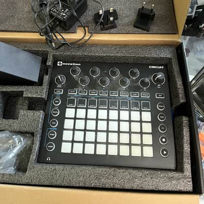 Used "like new" Novation Circuit Groovebox image 3