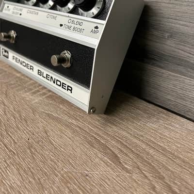 Fender Blender Fuzz Pedal with Top Boost #2608 image 3