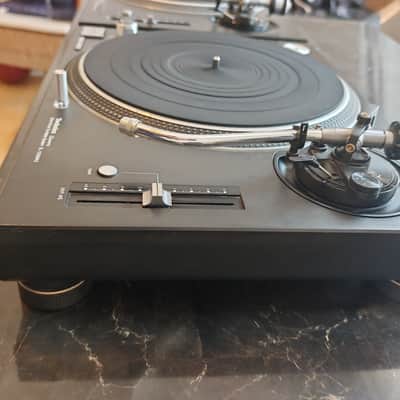 2 x Technics SL-1200MK5 Turntable image 12