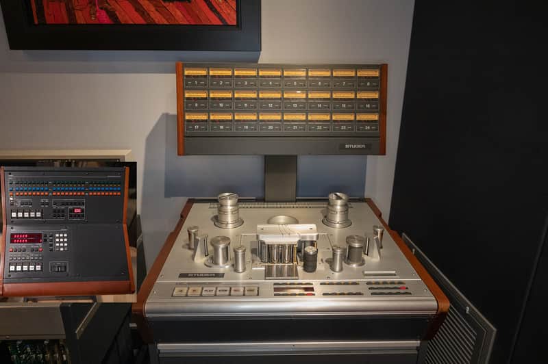 Studer 827- 2" 24-Track Analog Tape Machine with Remote Control image 1