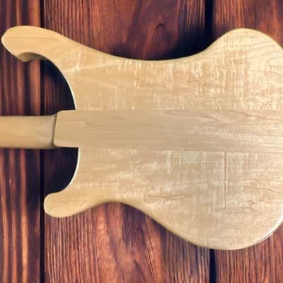 Rickenbacker 4001 V63, Mapleglo / Rosewood (2001) *Pre-Owned in Excellent Condition *RARE!* image 10