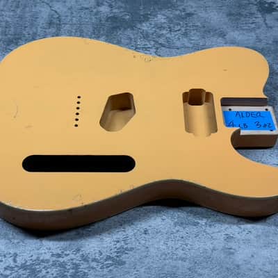 Real Life Relics 60’s Style Tele® Telecaster® Body HS Double Bound Humbucker/Single Aged Butterscotch Blonde