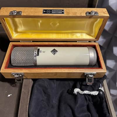 Telefunken ELA M 251E Multipattern Tube Condenser Microphone 2010s - Mint Green image 6