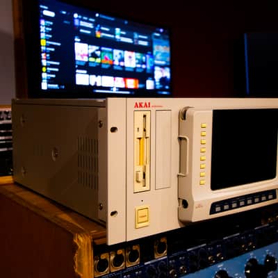 Akai S6000-V2 MIDI Stereo Digital Sampler image 5