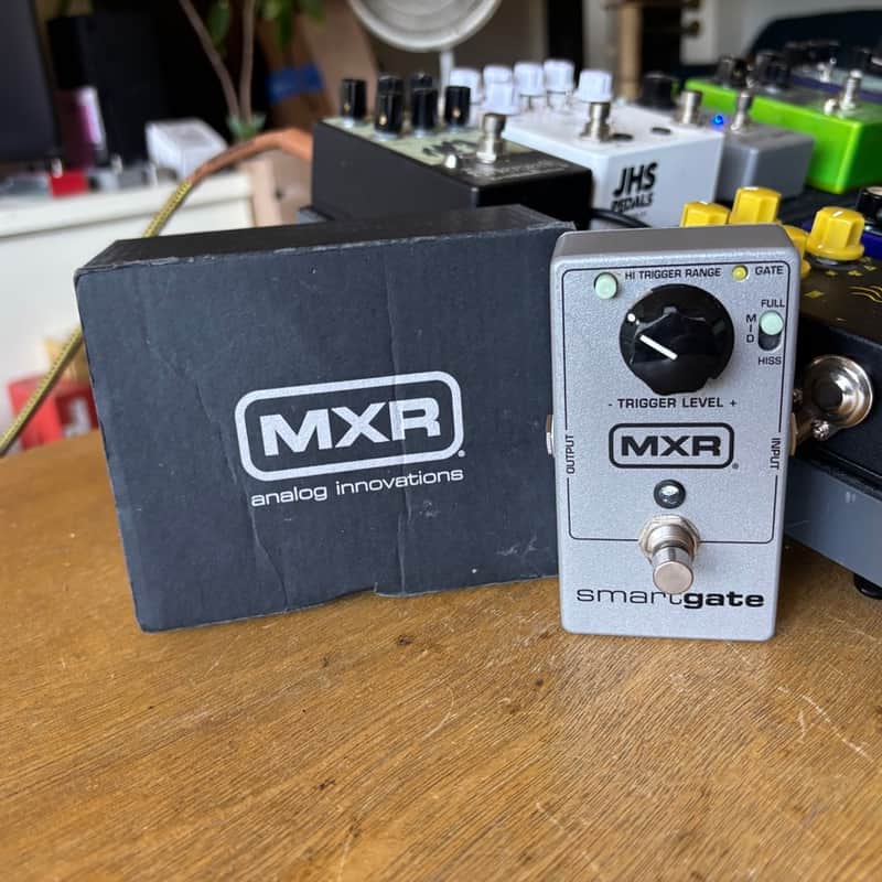 Electro-Harmonix Silencer Noise Gate / Effects Loop 2015 - Present - Black image 1