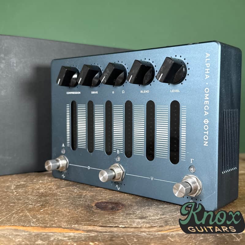 Darkglass Electronics Alpha Omega Photon Distortion
