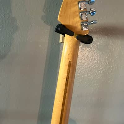 Fender Stratocaster 84”-88’ - Graffiti Yellow image 6