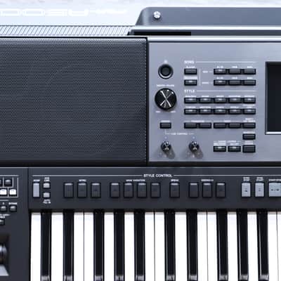 Yamaha PSR-A5000 Digital Workstation 61-Key Professional Arranger Keyboard w/Box image 2