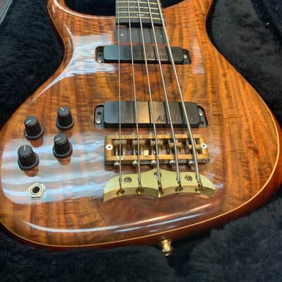 Alembic  Orion 5 string bass lefty  Natural image 19
