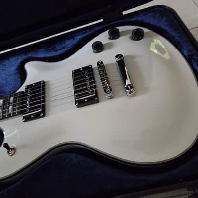 Schecter Tempest Custom 2020 - Present Vintage White image 2
