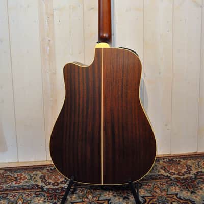 Takamine  ETN10C 12 Strings Natural image 3