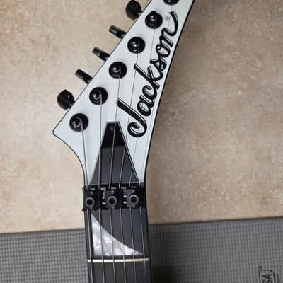 2022 Jackson MJ Series Soloist SL2 - Snow White image 8