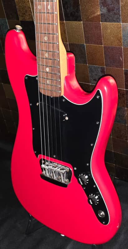 Vintage '77 Fender Musicmaster w/Hardcase! image 1