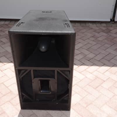 EAW KF650e 3 Way Full Range Professional Speakers Package ( 6 Cabinets ) image 10