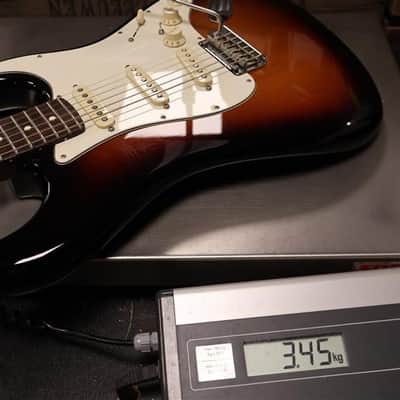 Fender LTD American Professional Stratocaster with Rosewood Neck 2016 - 3-Color Sunburst image 8