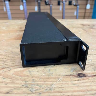 Alesis M-EQ-230 Rackmount Equalizer image 4
