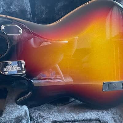 Ernie Ball Music Man StingRay HT with Rosewood Fretboard 2022 - 2024 - Showtime image 8
