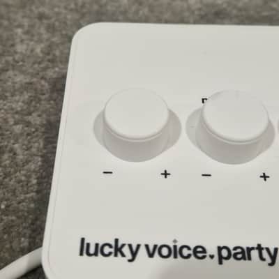 Lucky Voice Karaoke Kit - Karaoke System - White - Excellent image 7