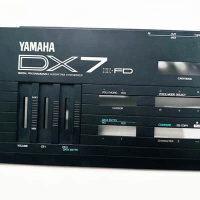 YAMAHA DX7 IIFD Original Top Side Frame Panel. Great Condition ! image 3