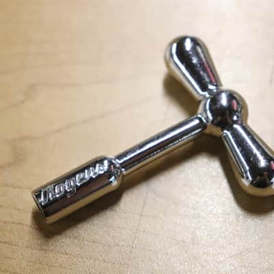 Rogers Bowtie Magnetic Drum Key