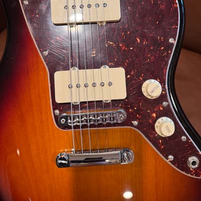Fender American Special Jazzmaster 2013 - 2016 - 3-Color Sunburst image 3