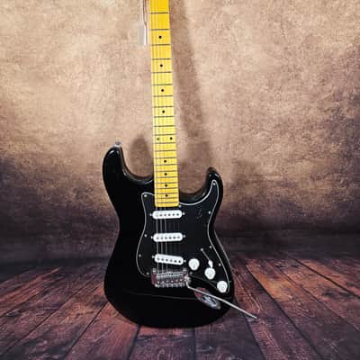 G&L Tribute Series Legacy with Maple Fretboard NEW- Gloss Black image 2