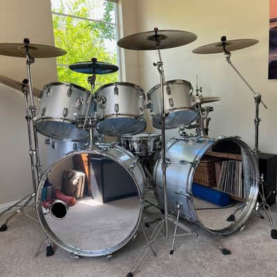 VINTAGE TAMA Imperialstar 1980's - Metallic White Complete with Hardware and Cymbals image 1