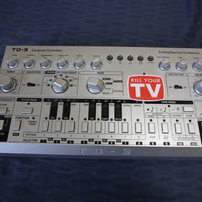 Behringer TD-3 Analog Bass Line Synthesizer 2019 - Present - Silver