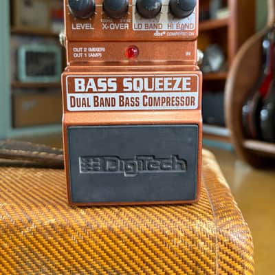 DigiTech Bass Squeeze Dual Band Bass Compressor Pedal | Reverb