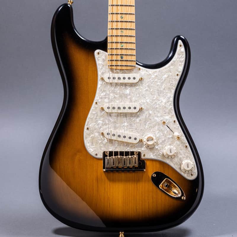 Fender Limited Edition 50th Anniversary Stratocaster 2004, Sunburst image 1