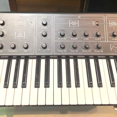 Yamaha CS-5 Monophonic Synthesizer 1978 - 1983 - Black