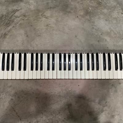 Sequential Circuits Prophet 600 - keyboard replacement