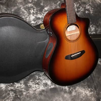 Breedlove Pro Series Concert Ceder Top 2024 image 1