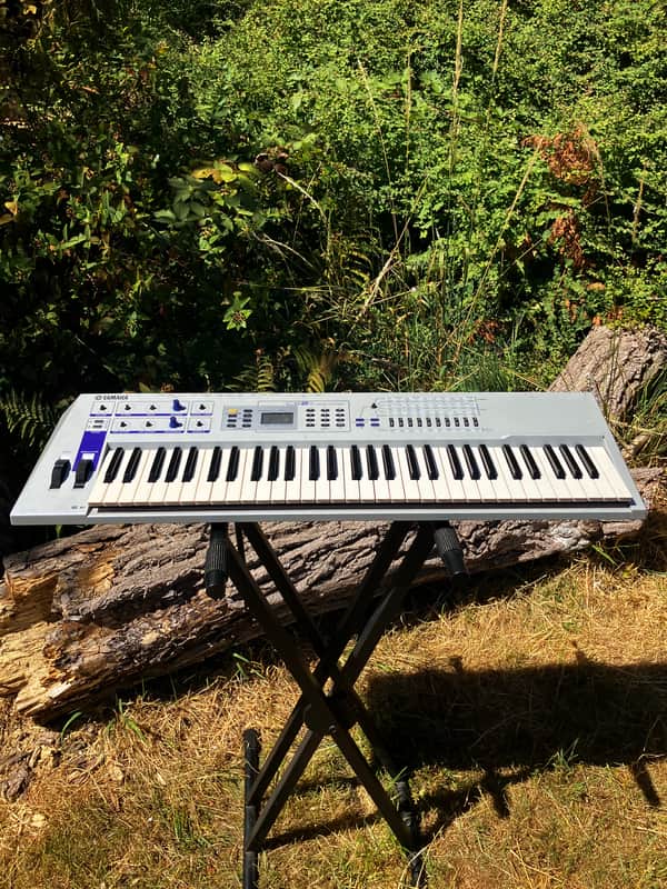 Yamaha CS2X