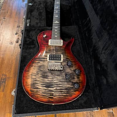 PRS Tremonti 2020-2023 - Cherry charcoal burst image 1