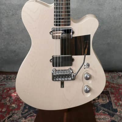 TAO T-Bucket Taliesin in Blonde/Black (Authorized Dealer) image 1