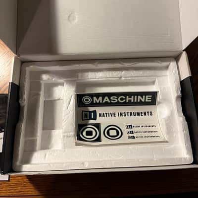 Native Instruments Maschine Mikro MKII 2010s - Black image 9