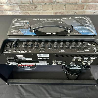 Boss Katana - 100-watt 2 x 12-inch GEN 3 Combo Amplifier - Black image 3