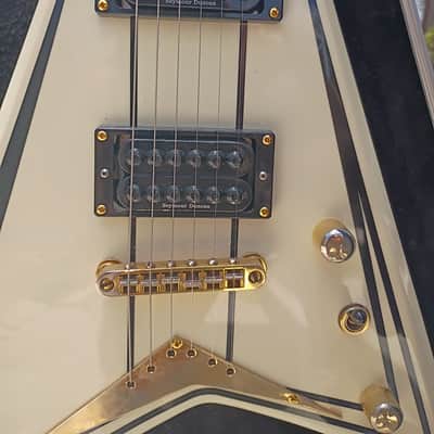 Jackson Pro Series RRT-3 Rhoads 2014 - Present - Ivory with Black Pinstripes image 4