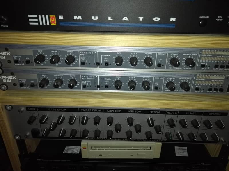 Aphex 661 Tube Compressor / Limiter image 1