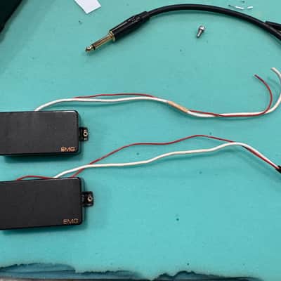 EMG 89 - Black [Neck & Bridge] Set image 2