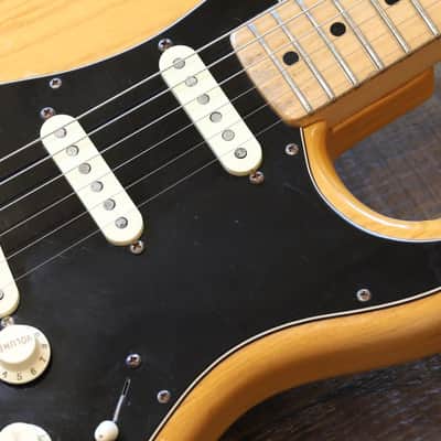 Vintage! 1975 Fender Stratocaster Electric Guitar Natural + Fender Case image 4