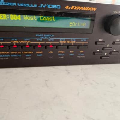 Roland JV-1080 64-Voice Synthesizer Module 1994 - 2001 - Black image 3