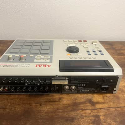 Akai MPC2000XL MIDI Production Center 2000 - 2005 - Grey image 4