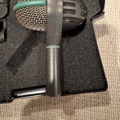 AKG D112 Large-Diaphragm Dynamic Kick Drum Microphone 2010s - Black image 2