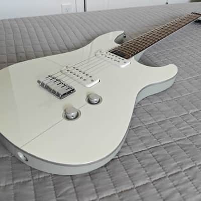 2005 Yamaha RGX A2 (Taiwan) - White/Aircraft Gray image 2