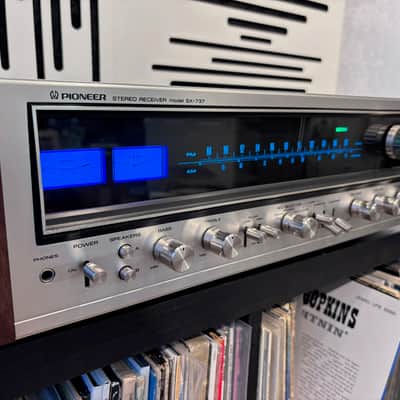 Pioneer SX-737 AM/FM Stereo Receiver - Vintage image 3