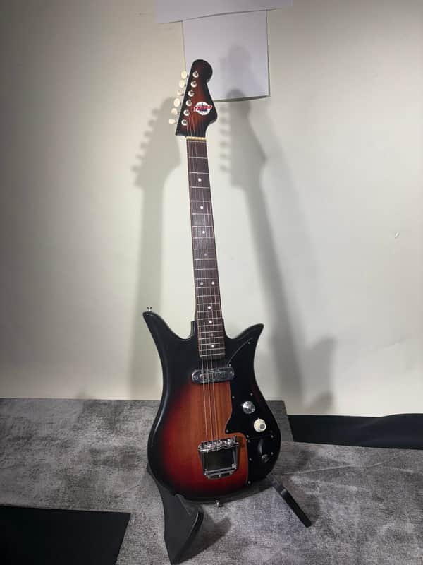 Teisco E-110 Electric Guitar - 1960s - Sunburst - In-House Adjusted image 1