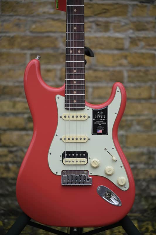 Fender American Ultra Luxe Vintage '60s Stratocaster HSS, Rosewood Fingerboard - Fiesta Red